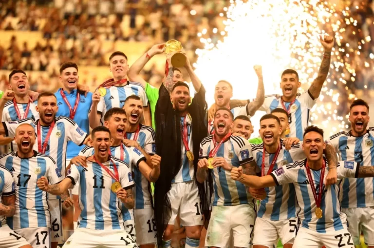 Argentina đánh bại Pháp vô địch World Cup 2022